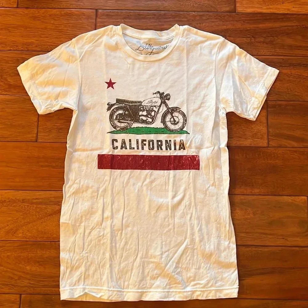 The Bungalow California Tshirt Size Small